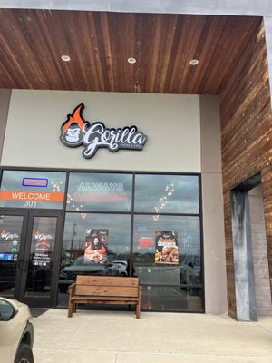 Gorilla Smoke and Grill (North) by null