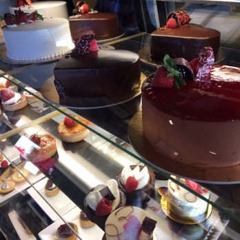 Cocoa Bean Fine Desserts - Bakeries Near Me - Geneva, Illinois