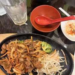Han Woo Ri - Spicy Bulgogi (comes with rice)