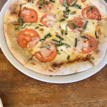 California Pizza Kitchen - Five Cheese & Fresh Tomato Pizza - Pizza Near Me - Atlanta, Georgia California Pizza Kitchen - Five Cheese & Fresh Tomato Pizza - Pizza Near Me - Atlanta, Georgia