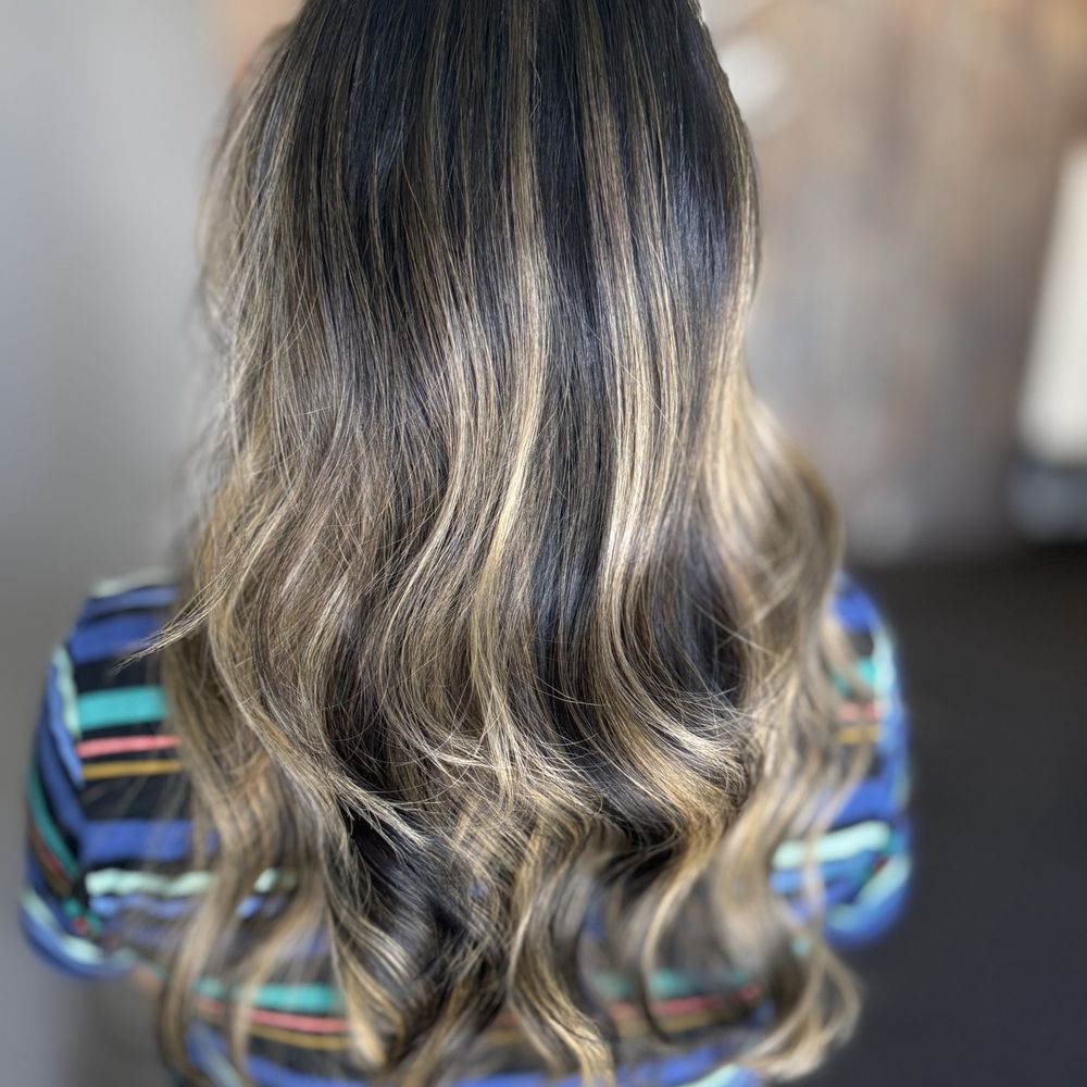 Kris De Guzman Hair - Hair Stylists Near Me - Henderson, Nevada Kris De Guzman Hair - Hair Stylists Near Me - Henderson, Nevada