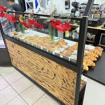 Rendez-Vous - Bakeries Near Me - Sarasota, Florida Rendez-Vous - Bakeries Near Me - Sarasota, Florida