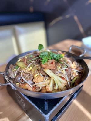 Tasty Dining by null