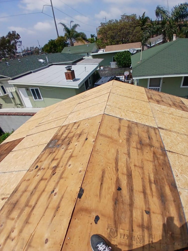 Slide of Platinum Roofing & Retro Fit