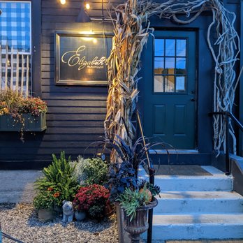 Elizabeths Farmhouse - Entrance - Beer Bar Near Me - Putnam, Connecticut Elizabeths Farmhouse - Entrance - Beer Bar Near Me - Putnam, Connecticut