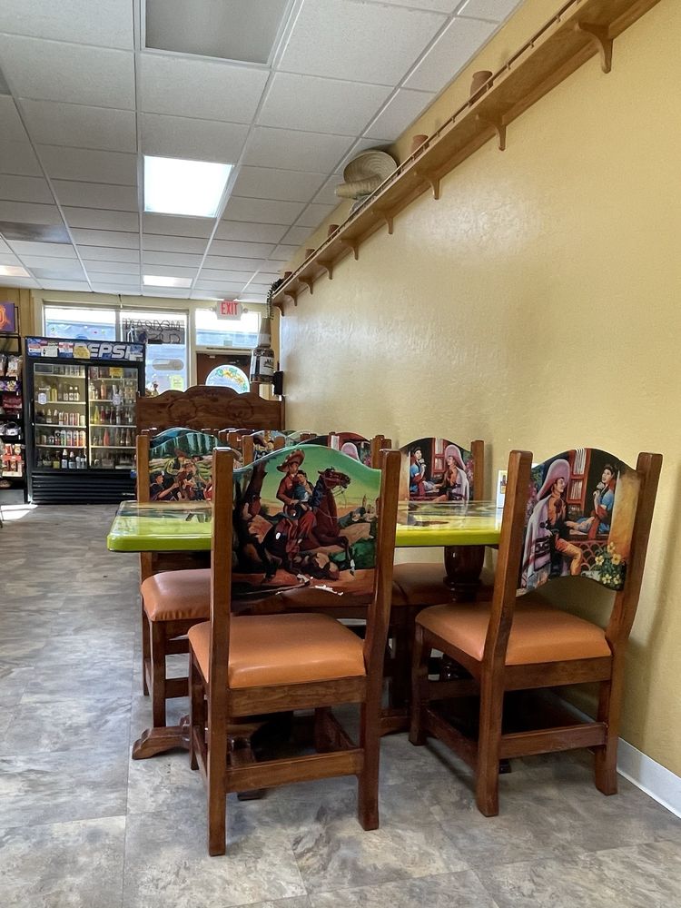 Taqueria Dos Arbolitos