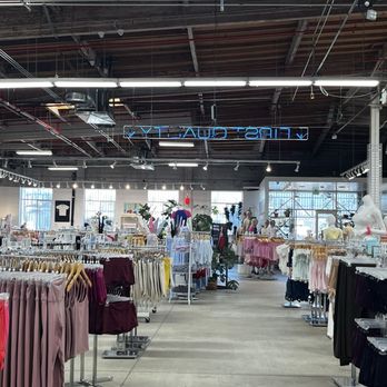 Los Angeles Apparel - Men's Clothing Near Me - Los Angeles, California Los Angeles Apparel - Men's Clothing Near Me - Los Angeles, California