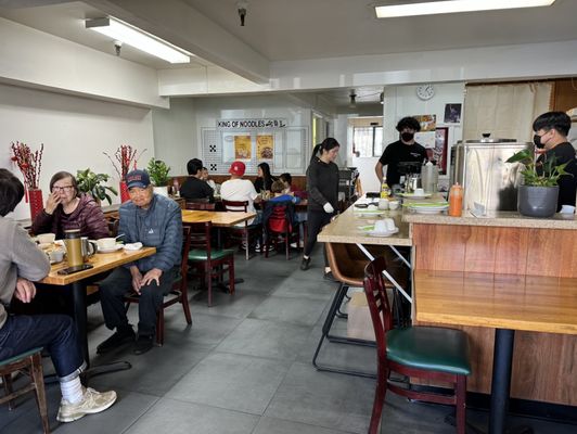 King of Noodles by null