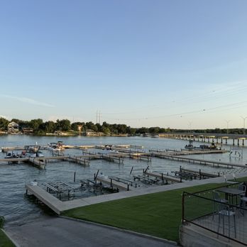 Boat Town Burger Bar - Boat slips - Burgers Near Me - Kingsland, Texas Boat Town Burger Bar - Boat slips - Burgers Near Me - Kingsland, Texas