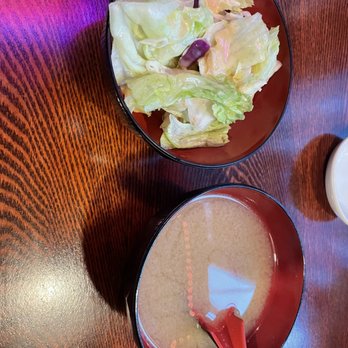 Kobe Restaurant - Ginger salad and soup - Korean Near Me - Bellevue, Washington Kobe Restaurant - Ginger salad and soup - Korean Near Me - Bellevue, Washington