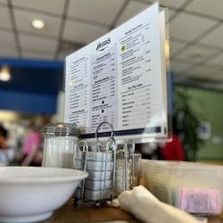 Huskers Cafe
