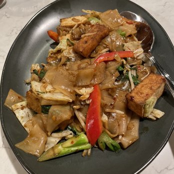 Noble Thai - 34. Pad Kra Praow - Thai Near Me - Chicago, Illinois