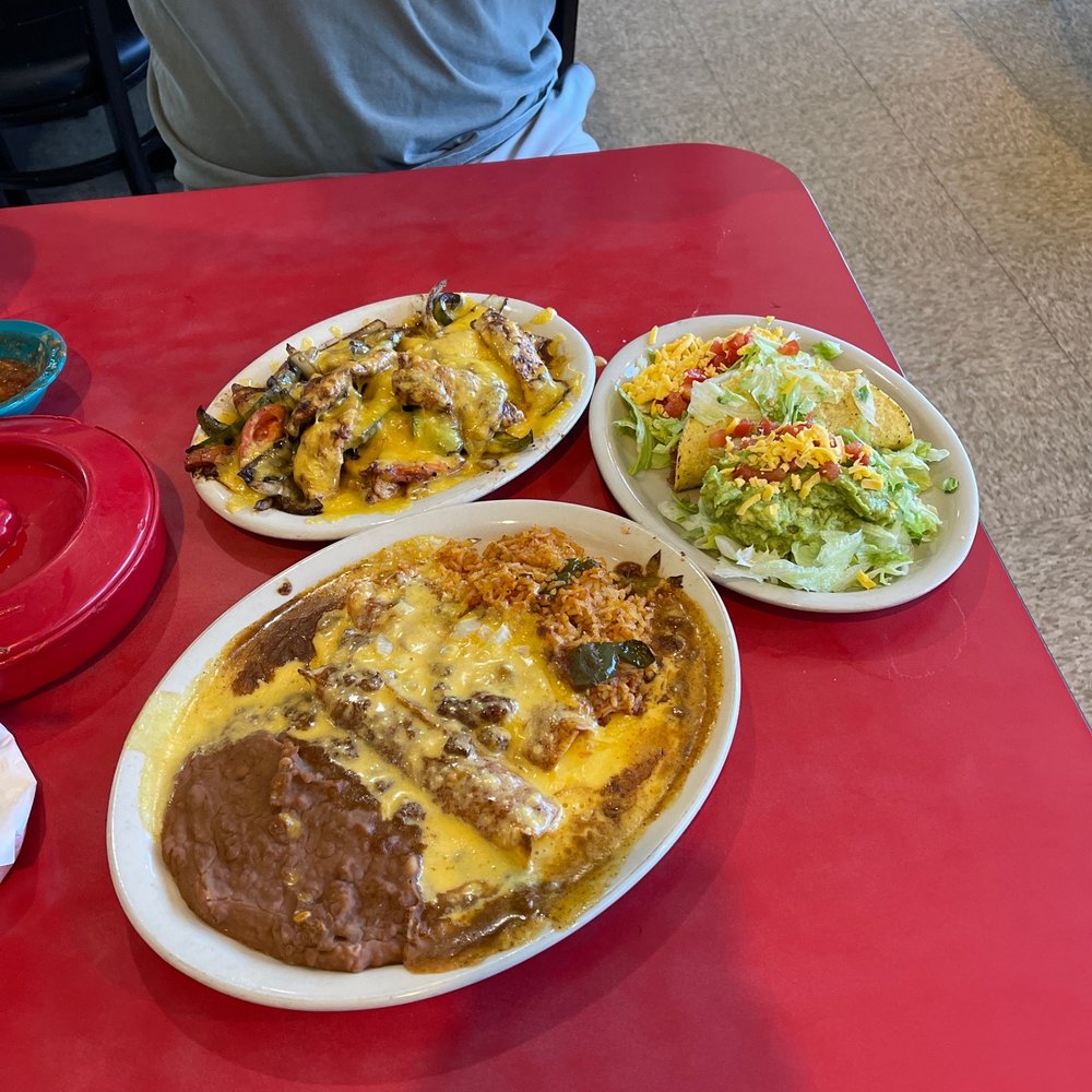 Enchiladas Y Mas - Salad Near Me - Austin, Texas
