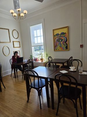 Canvas & Coffee Art Cafe