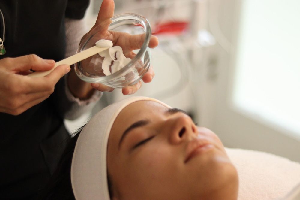 Dione Rouge Spa Logo