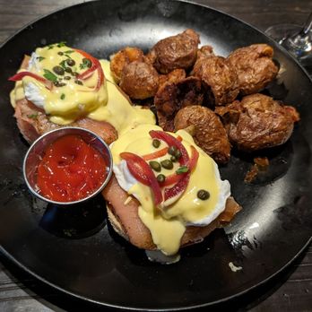 The Bellwether - Lox Benedict - Cocktail Bars Near Me - St. Louis, Missouri