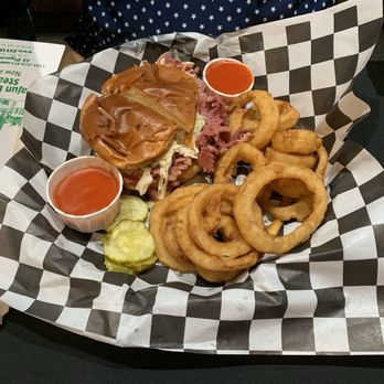 Z's Villa - World's Best Corned Beef on Rye with Onion Rings - Bars Near Me - Detroit, Michigan Z's Villa - World's Best Corned Beef on Rye with Onion Rings - Bars Near Me - Detroit, Michigan
