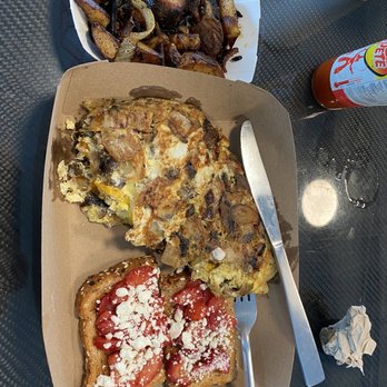 Freshfit Cafe - Hash browns, omelette, and strawberry goat cheese breakfast toast. $13 and weighed 100lbs lol. - Juice Bars & Smoothies Near Me - Nags Head, North Carolina Freshfit Cafe - Hash browns, omelette, and strawberry goat cheese breakfast toast. $13 and weighed 100lbs lol. - Juice Bars & Smoothies Near Me - Nags Head, North Carolina