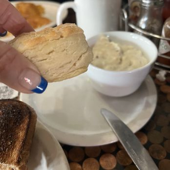 Mrs. Olson's Coffee Hut - Tiny - American Near Me - Oxnard, California