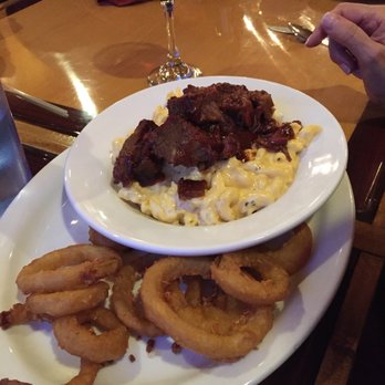 The Hungry Buffalo - Mac and cheese with burnt ends - American Near Me - Lakeside, Arizona
