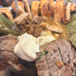 Don Chuy's - Molcajete