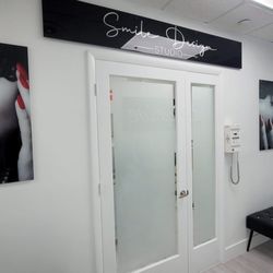 Exclusive Dental Care Group - Smile design area where you get your Hollywood Smile.