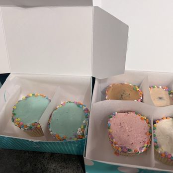 SusieCakes - Assorted cupcakes - Bakeries Near Me - San Francisco, California SusieCakes - Assorted cupcakes - Bakeries Near Me - San Francisco, California