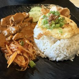 Nasi Lemak Curry Chicken Rice