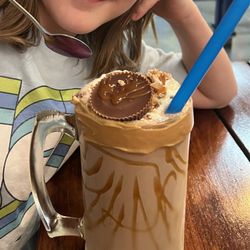 Shake N Dog - PB Jitters Shake