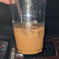 Cruisin Coffee Lakeway - This is after they added a shot and it still tasted weak.