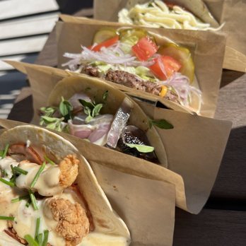 Velvet Taco - Tacos at reservation-only soft opening - chicken cordon bleu, grilled flank steak, Kobe bacon burger and Cuban pig (02/2023) - New American Near Me - Grapevine, Texas Velvet Taco - Tacos at reservation-only soft opening - chicken cordon bleu, grilled flank steak, Kobe bacon burger and Cuban pig (02/2023) - New American Near Me - Grapevine, Texas
