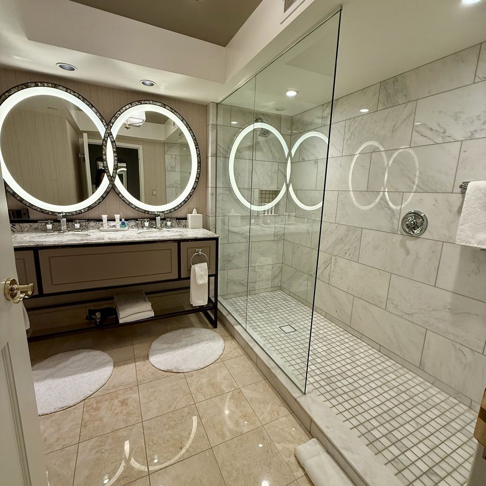 Bellagio - Bathroom - shower only - Hotels Near Me - Las Vegas, Nevada