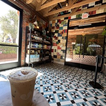 Dripp - Coffee & Tea Near Me - Fullerton, California