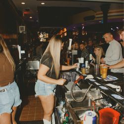 Clayton’s Country Bar