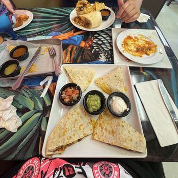 Blue Habanero - Al Pastor, quesadilla and blue burrito - Mexican Near Me - Perth Amboy, New Jersey Blue Habanero - Al Pastor, quesadilla and blue burrito - Mexican Near Me - Perth Amboy, New Jersey