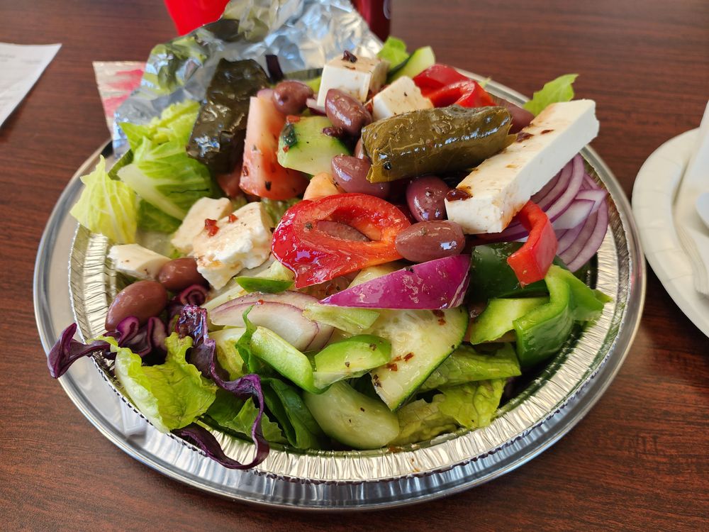 GP’s Greek Kitchen Logo