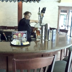 Riverside Brewery and Restaurant - Meet with great customer service, with a smile.