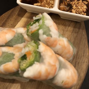 Pho Anvi - Shrimp spring roll with peanut sauce - Vietnamese Near Me - Norwalk, California