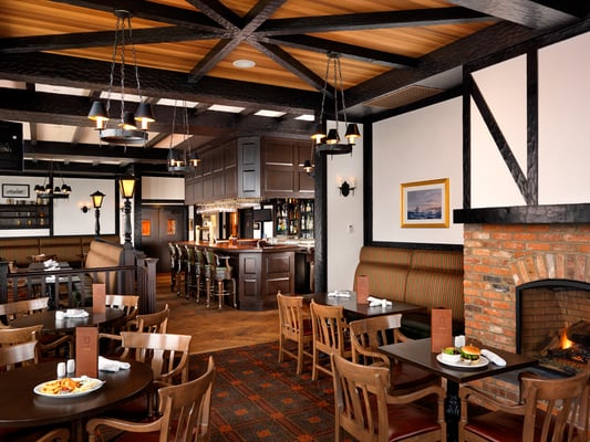 Oak Bay Beach Hotel by null