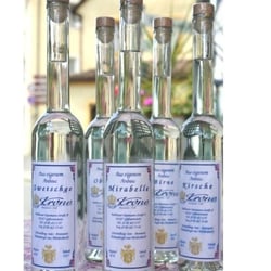 Restaurant Krone - Hausbrände von Obst aus eigenem Garten