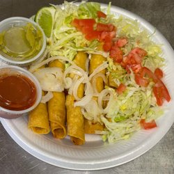 Nopalitos724 - Golden, crispy flautas served with fresh veggies and homemade red and green salsa - perfect for a quick and delicious grab-and-go lunch.