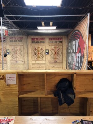 Bury The Hatchet Axe Throwing Philadelphia by null
