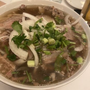Basil and Mint Vietnamese Cafe and Bar - Vietnamese Near Me - Camarillo, California