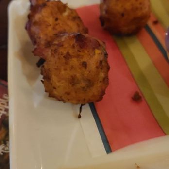 Bahama Breeze - Conch fritters - Bars Near Me - Wayne, New Jersey