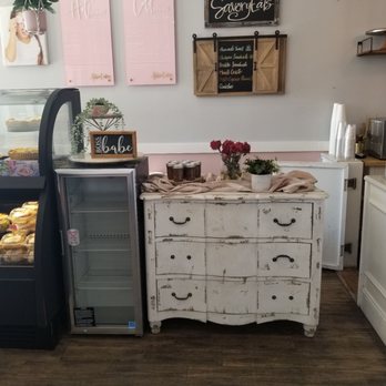 Abbie Cakes - Custom Cakes Near Me - Litchfield Park, Arizona Abbie Cakes - Custom Cakes Near Me - Litchfield Park, Arizona