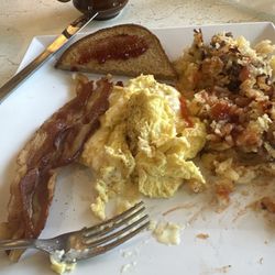 Surfside West Diner - 2 egg breakfast