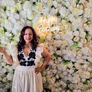 Amaez Me - Photo Booth Rentals Near Me Amaez Me - Photo Booth Rentals Near Me