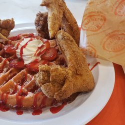 Wafflez N Creamz - Strawberry waffle and chicken wings so good!