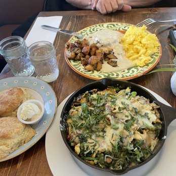 Petit Soleil - Breakfast & Brunch Near Me - Napa, California