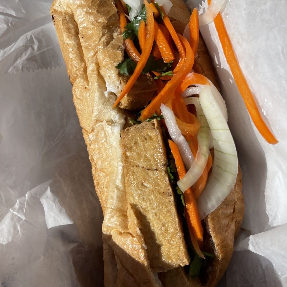 Vegan bahn mi